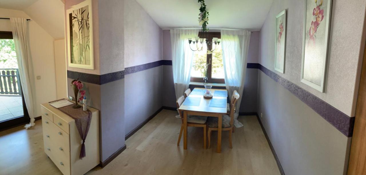 Miniappartement Zini Lindlar Exteriér fotografie